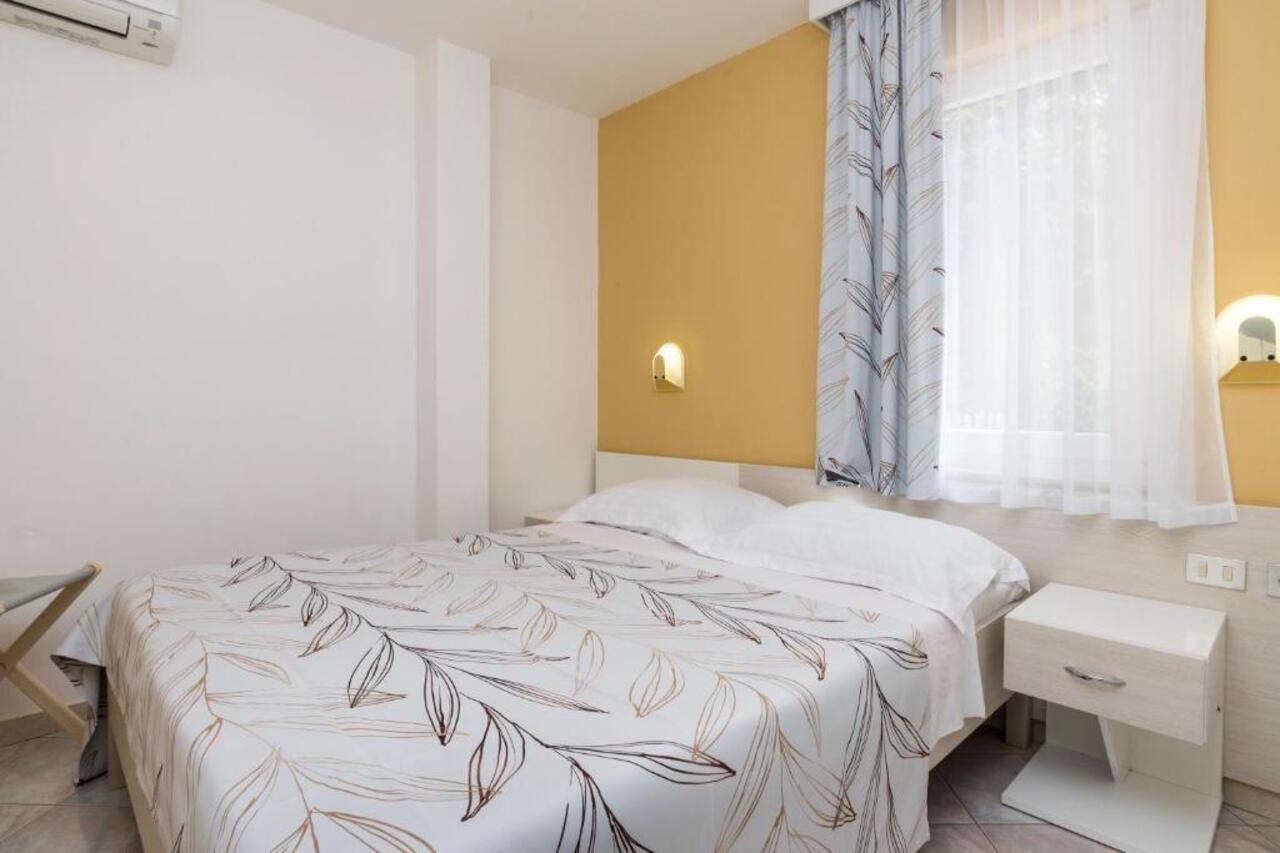 Apartments Amfora Plava Laguna Umag Exteriör bild