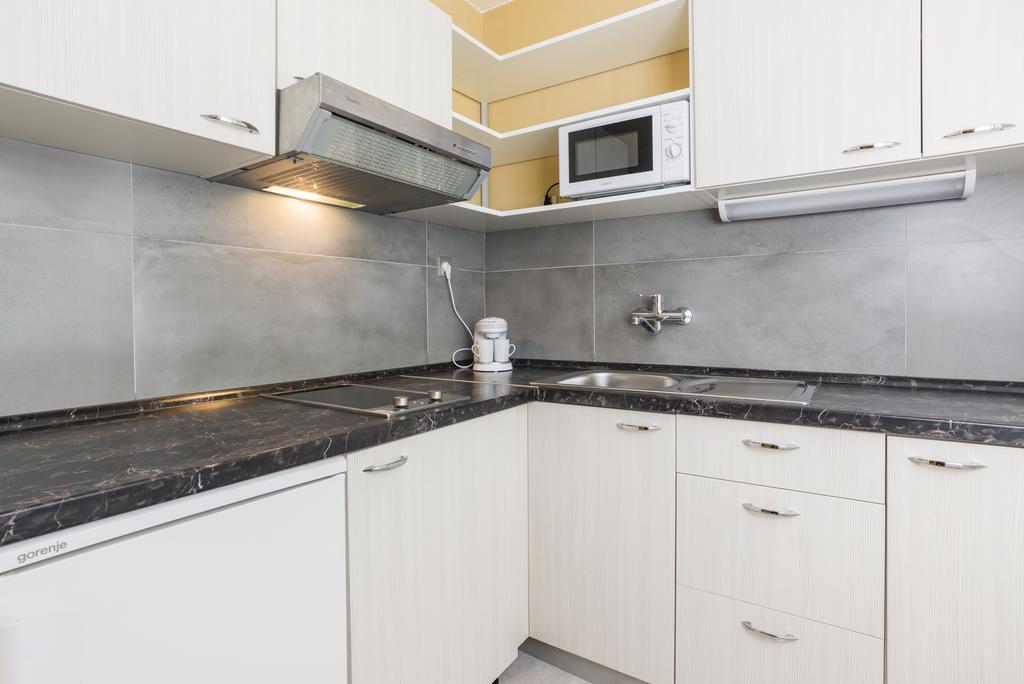 Apartments Amfora Plava Laguna Umag Rum bild